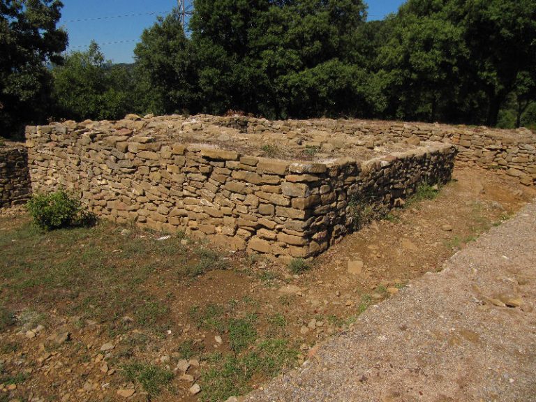 sta-apu-finestres-mieres-foto