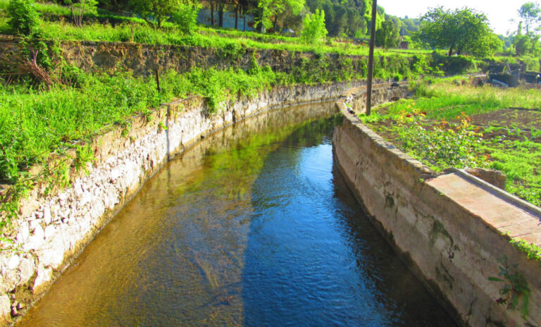 CASTELLFOLLIT-MONTAGUT-COS-FOTO